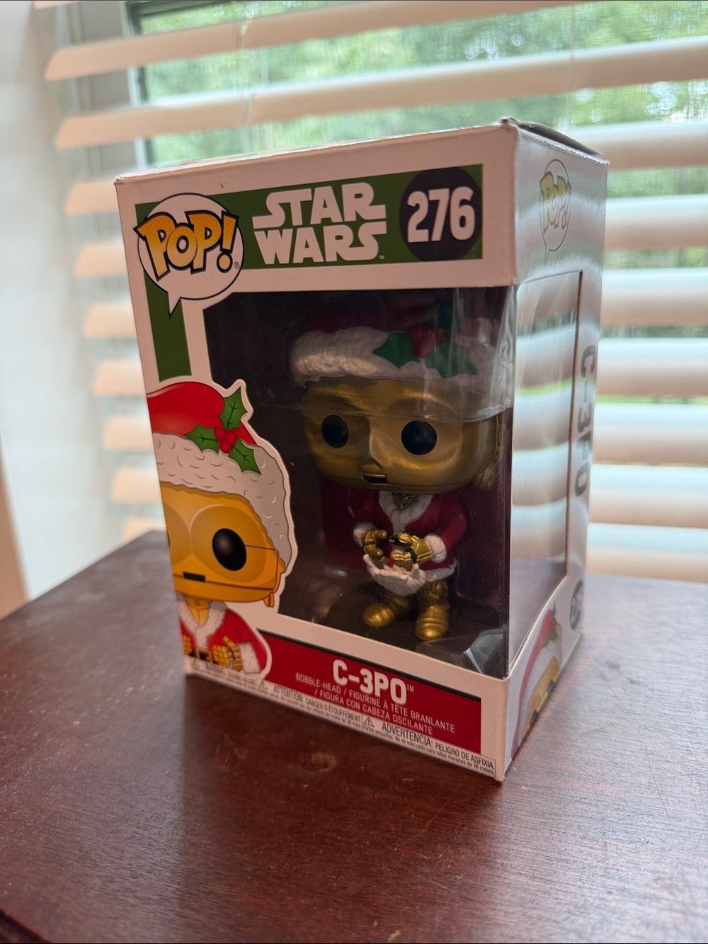 Funko Pop! Star Wars C-3PO Holiday Gold Red White Green #276 - Picture 2 of 2